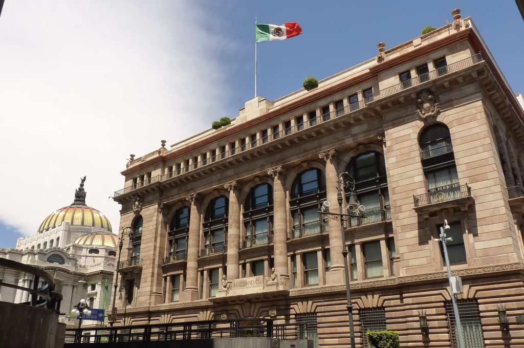 Banxico aumenta la Tasa de interés Interbancaria 9.25%